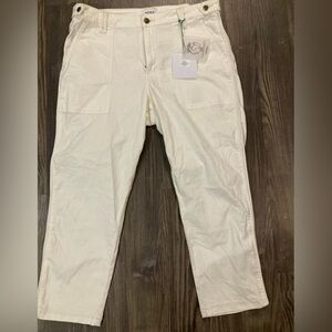 NWT Pistola Women’s Size 32 Ecru Pants